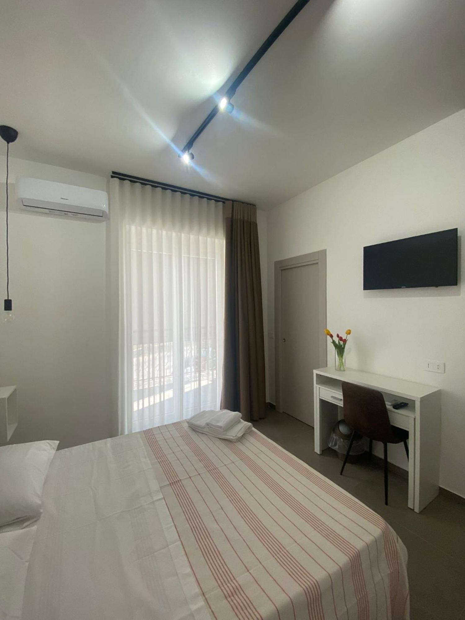 Hyria Rooms Nola Eksteriør billede